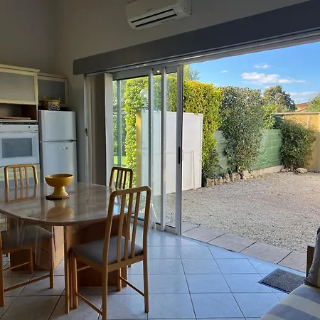 Le Zenith - Calme Absolu, Jardin Et Piscine En Provence Nyaraló