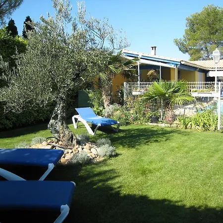 Nyaraló Le Zenith - Calme Absolu, Jardin Et Piscine En Provence L'Isle-sur-la-Sorgue